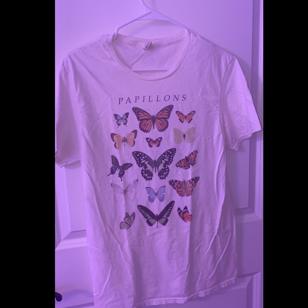 urban outfitters Papillons tee